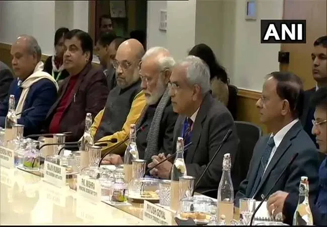 india economic prime minister narendra modi discussion with higher officers 